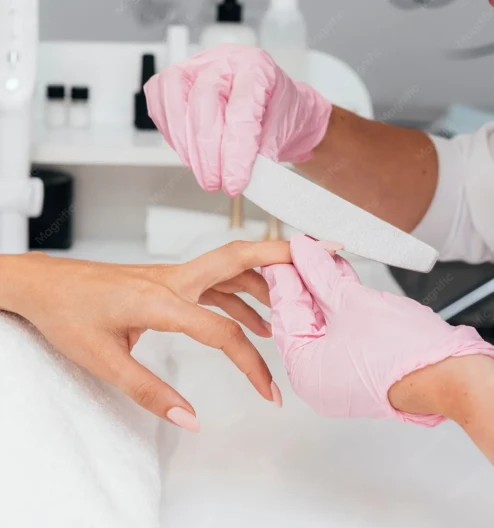 Hijyenik Manikür: Salonda Sterilizasyon Nasıl Olmalı?