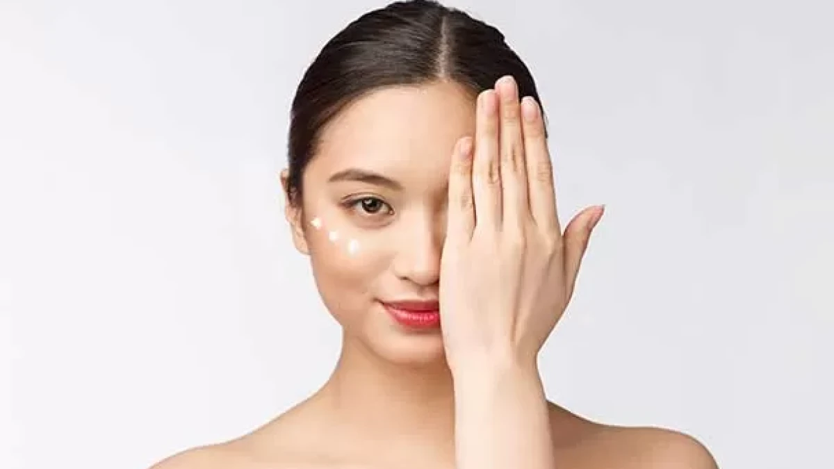 Eye Contour Care: Say Goodbye to Tired Eyes!