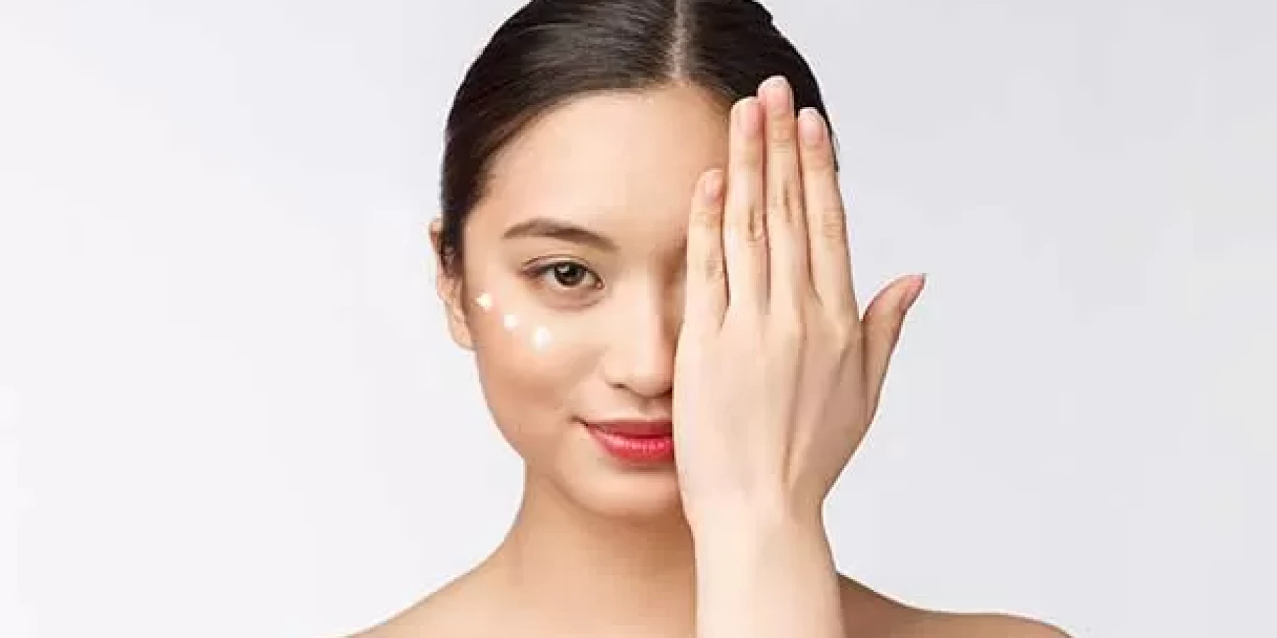 Göz Çevresi Bakımı: Yorgun Gözlere Elveda!