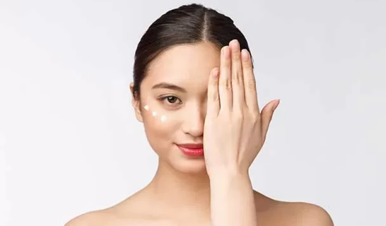 Eye Contour Care: Say Goodbye to Tired Eyes!