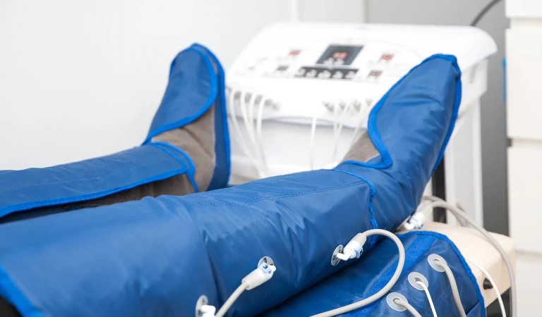 Targeted Slimming Techniques: A Guide to Device-Assisted Fat Reduction