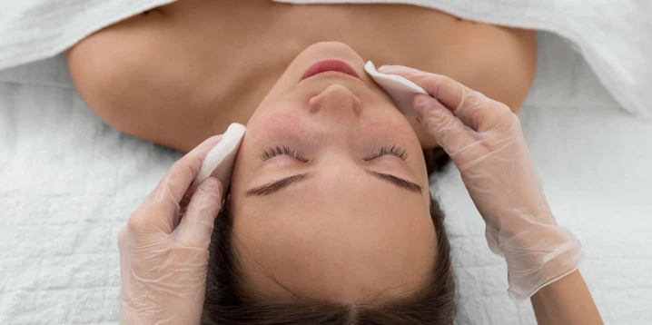 Professional Spot Care with Genosys SnowCell: Skin Brightening