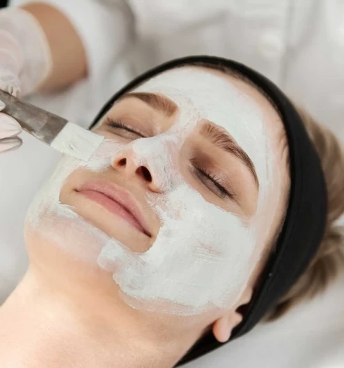 Profesyonel Cilt Bakımı: Adımlar, Faydalar ve Uzman Görüşleri