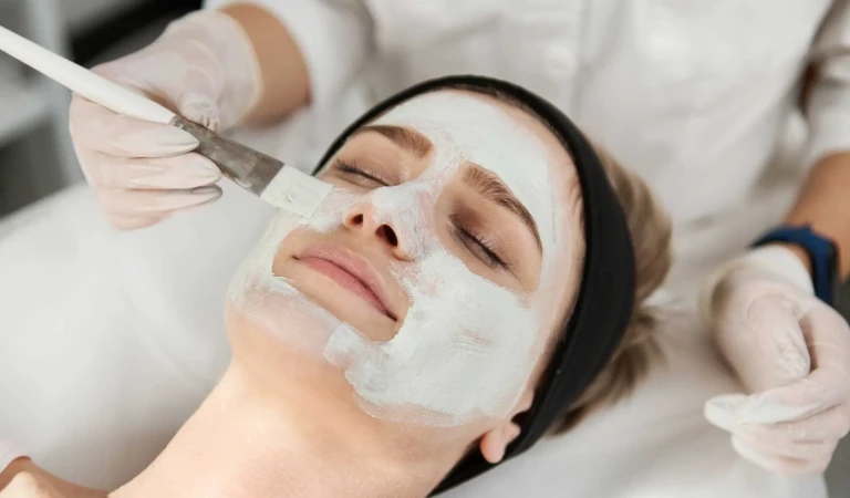 Professional Skincare: Steps, Benefits, and Expert Advice
