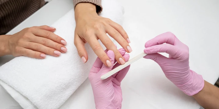 Tırnak Bakımı ve Estetiği: Kapsamlı Rehber