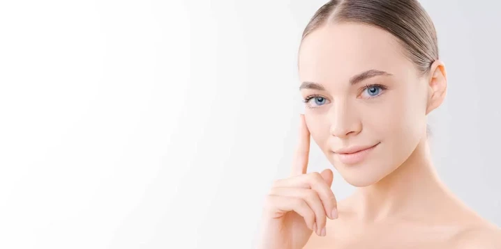 Altın İğne Uygulaması: Cilt Yenilemenin Yeni Yüzü